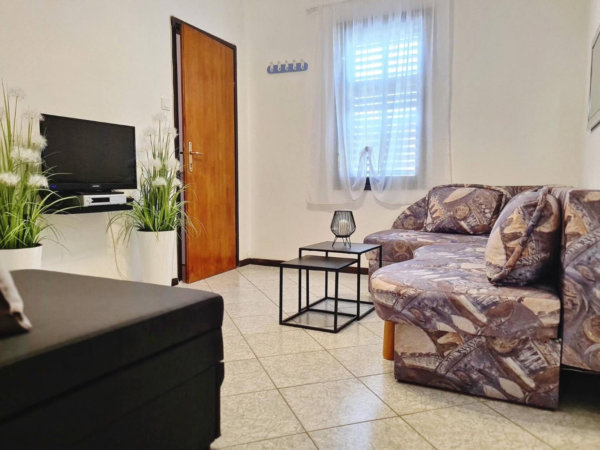 Apartments Bugi Башка Екстер'єр фото