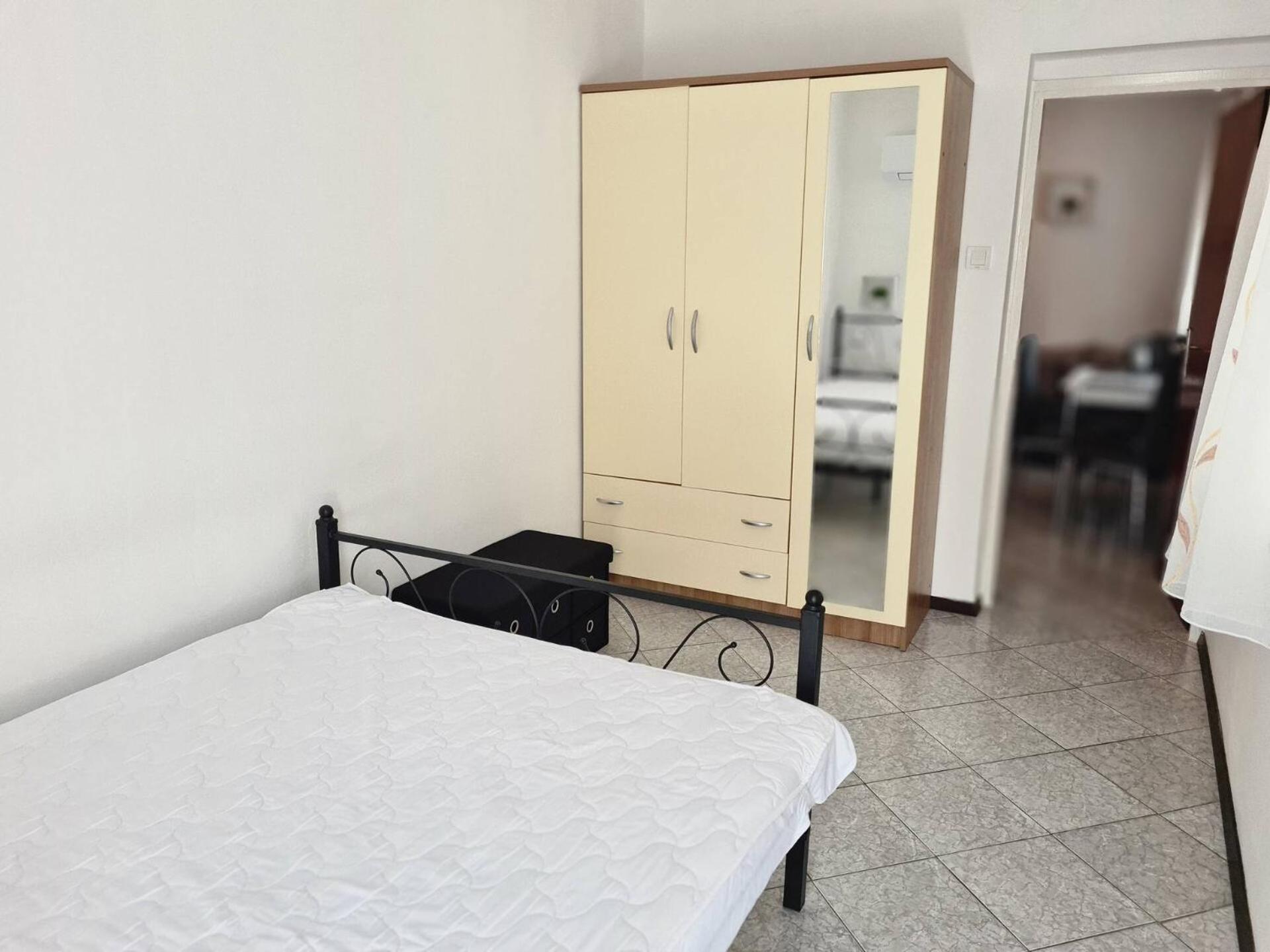 Apartments Bugi Башка Екстер'єр фото