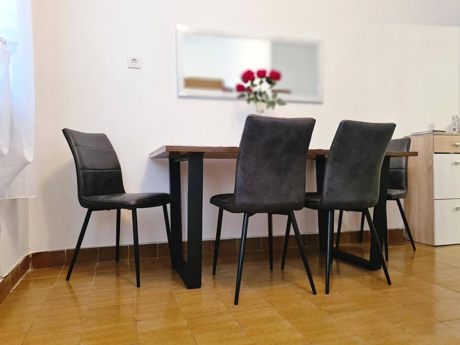 Apartments Bugi Башка Екстер'єр фото