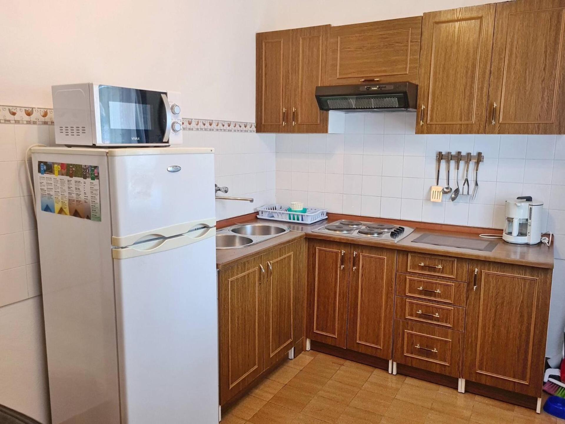 Apartments Bugi Башка Екстер'єр фото